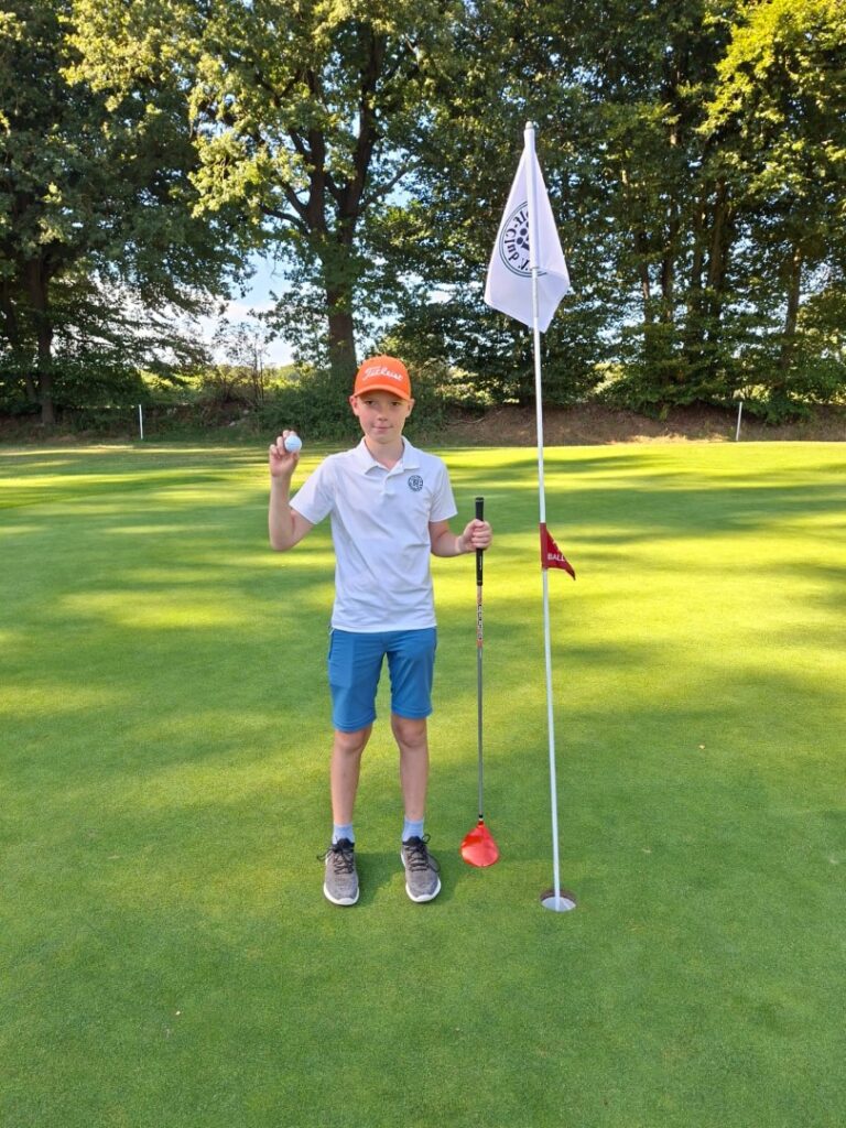 Mads Barchanski Hole In One Clubmeisterschaften Jugend GCHOISDORF